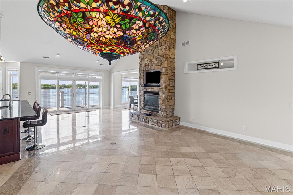 709 Wind Rivers Drive, Unit B Grafton, IL 62037 - Photo 21 of 68 Gallery Image 21