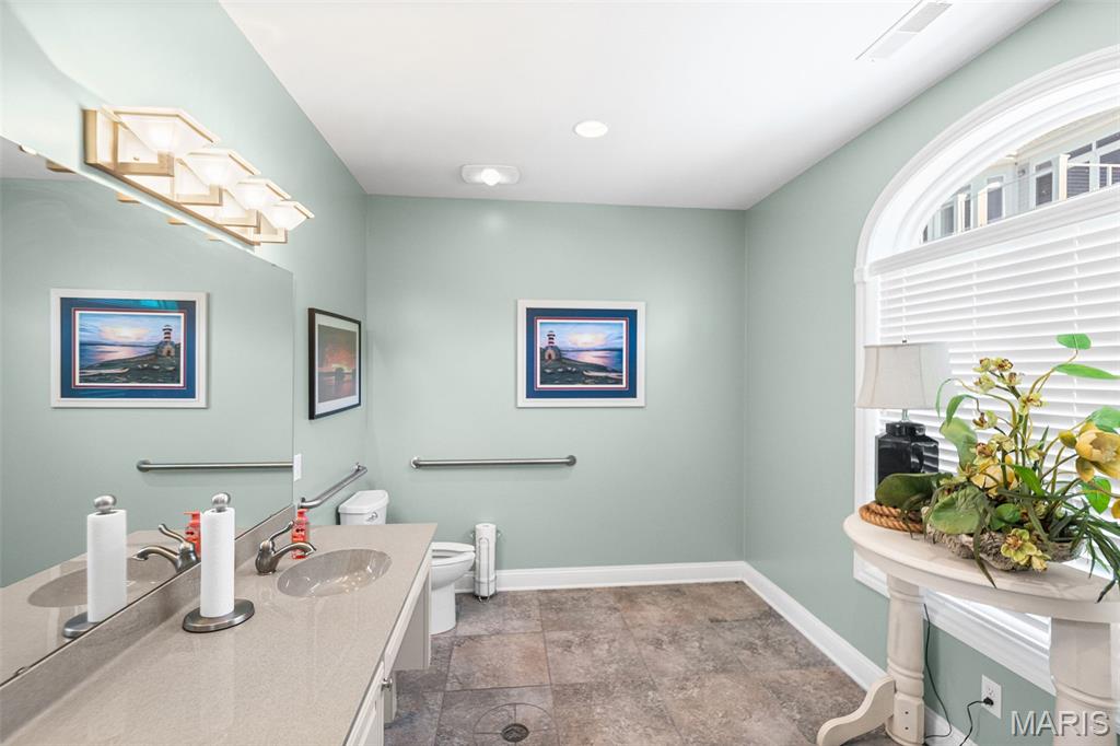 709 Wind Rivers Drive, Unit B Grafton, IL 62037 - Photo 44 of 68 Gallery Image 44
