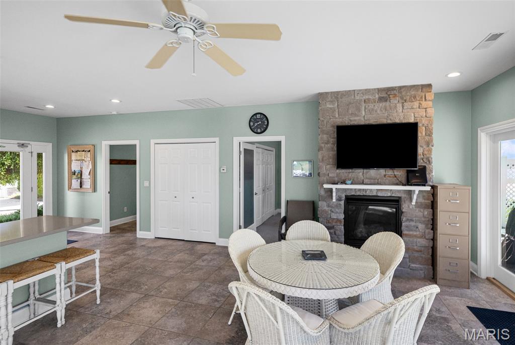 709 Wind Rivers Drive, Unit B Grafton, IL 62037 - Photo 49 of 68 Gallery Image 49
