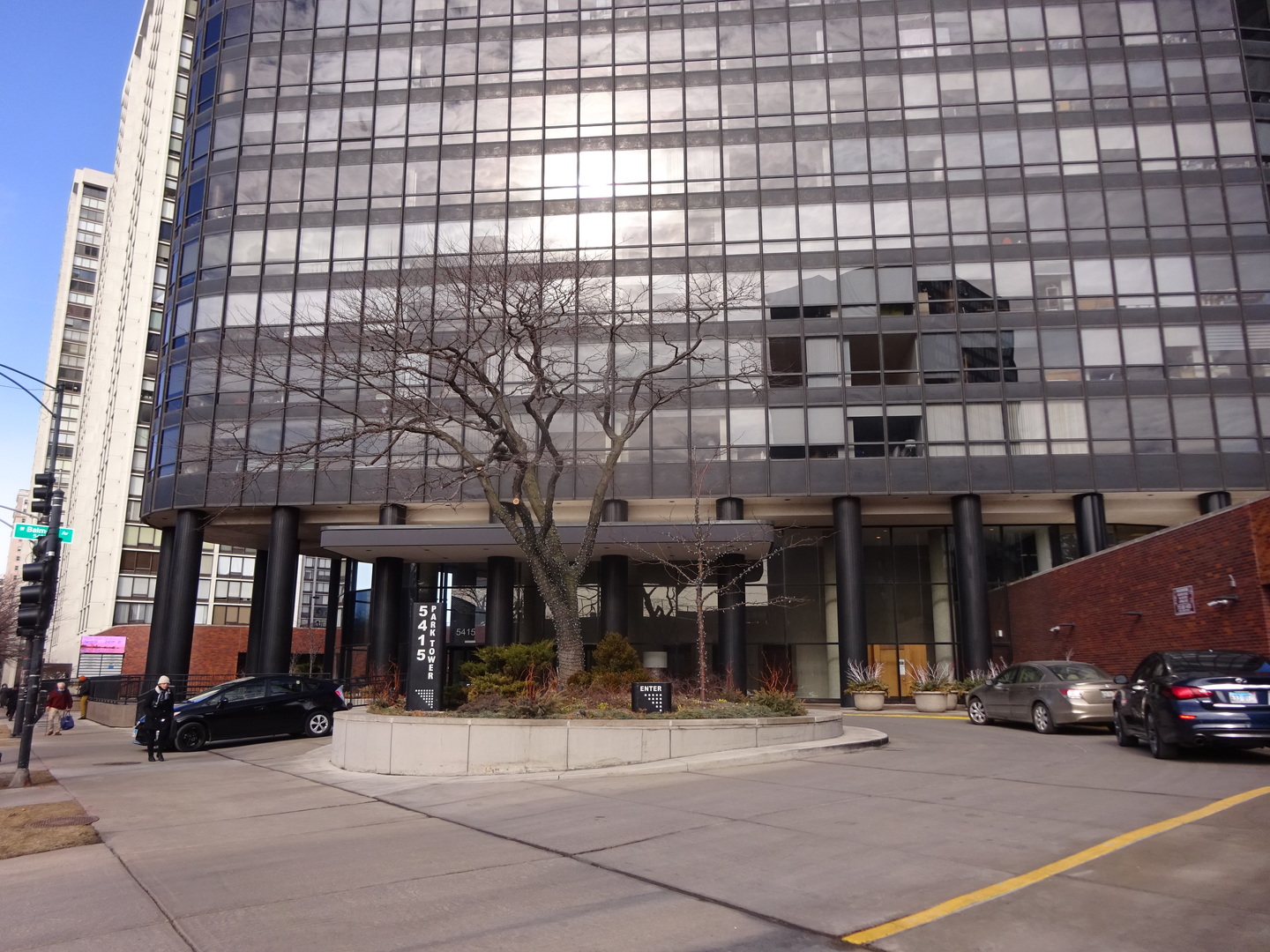 5415 North Sheridan Road, Unit 403 Chicago, IL 60640 - Photo 1 of 10 Gallery Image 1