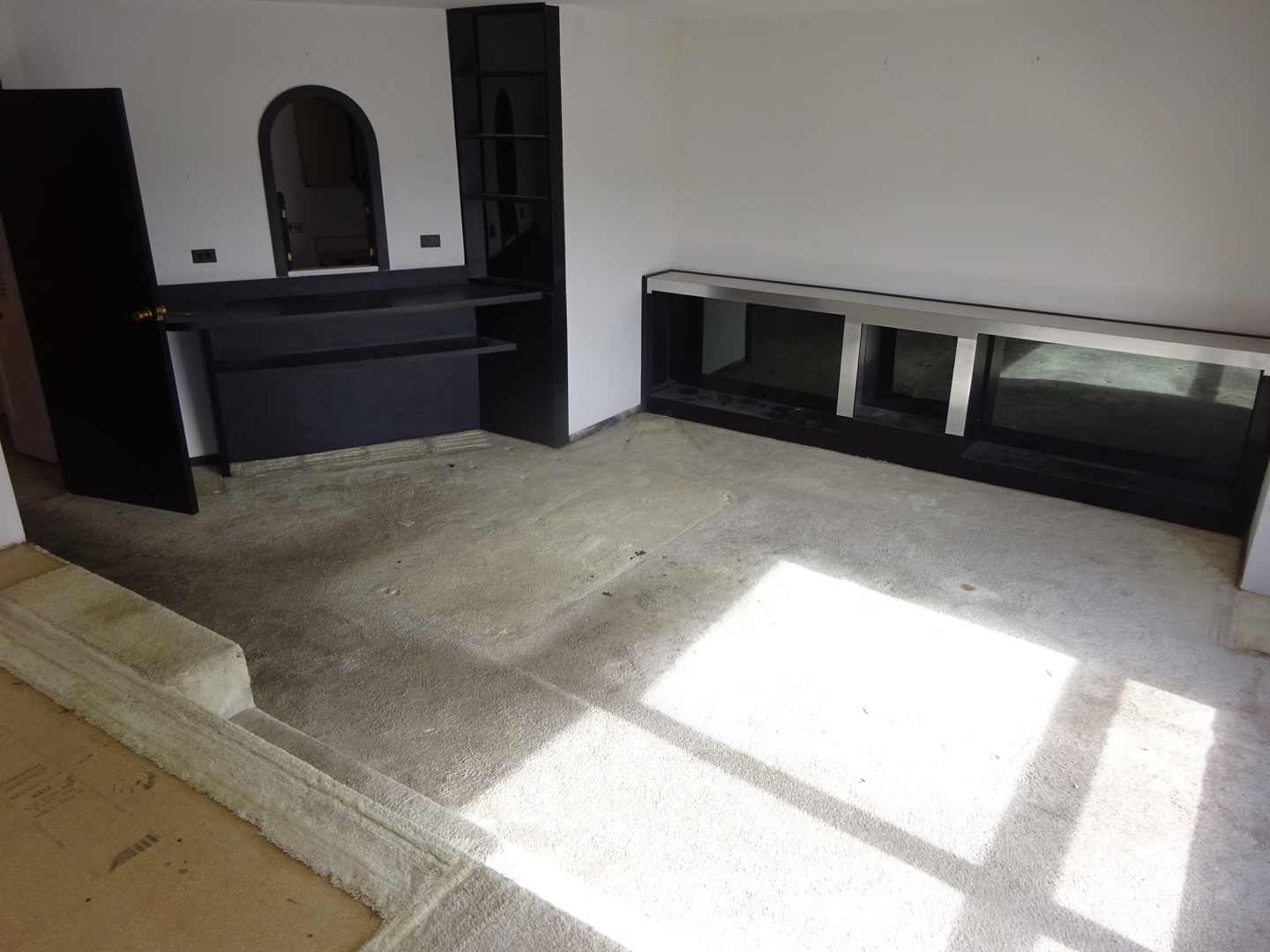 5415 North Sheridan Road, Unit 403 Chicago, IL 60640 - Photo 4 of 10 Gallery Image 4