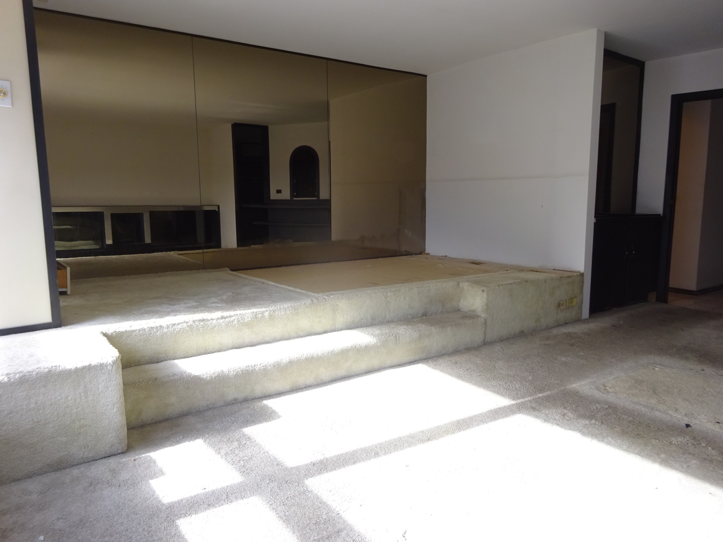 5415 North Sheridan Road, Unit 403 Chicago, IL 60640 - Photo 5 of 10 Gallery Image 5