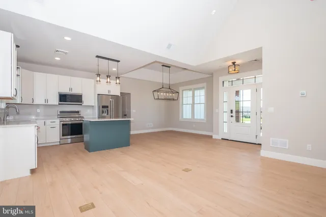 a view of livingroom with a fireplace