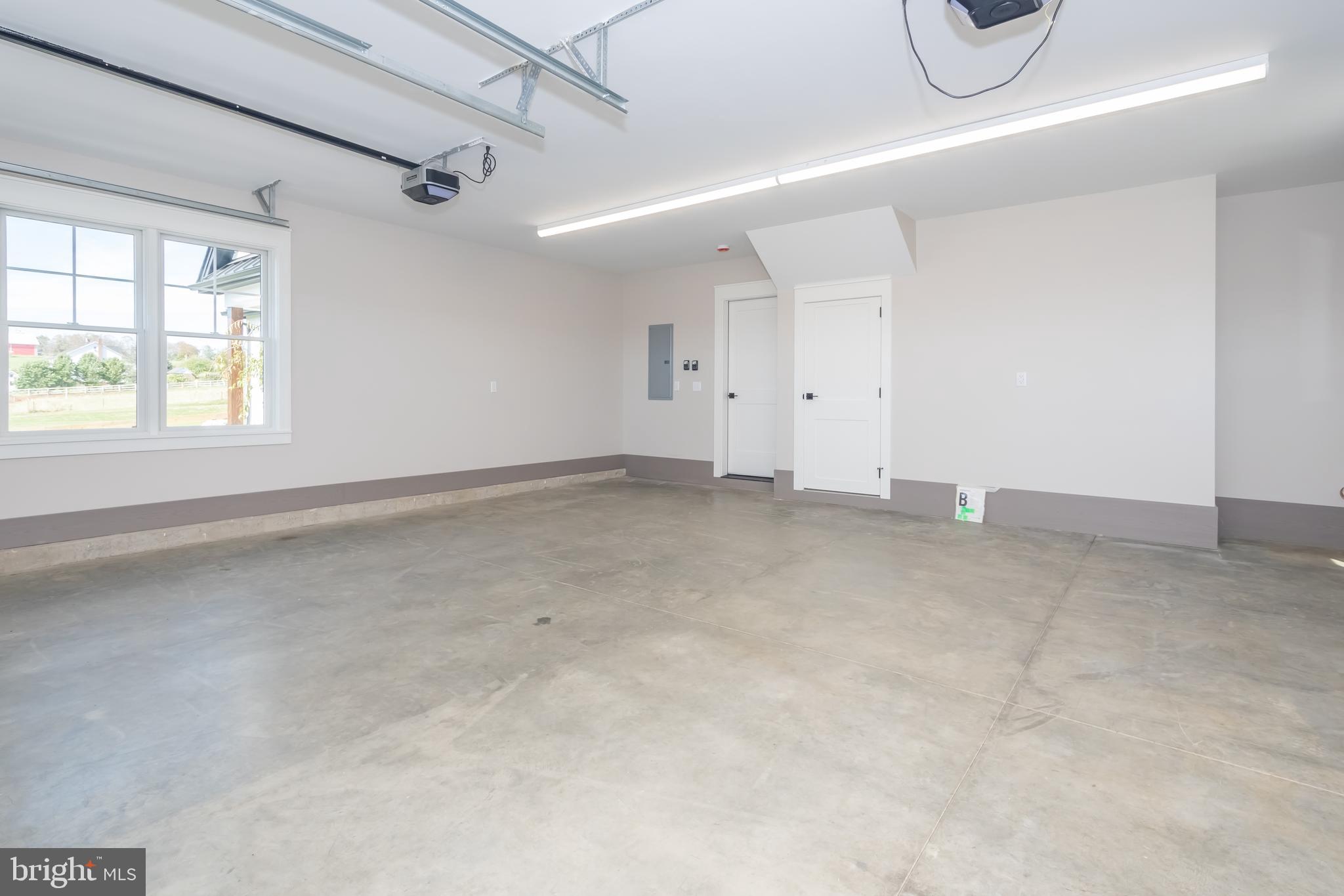 71 Walnut Ridge Grantsville, MD 21536 - Photo 39 of 55 an empty room with windows