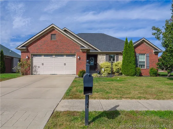 $430,000 | 2917 Chestnut Eagle Ridge, Jeffersonville, IN 47130