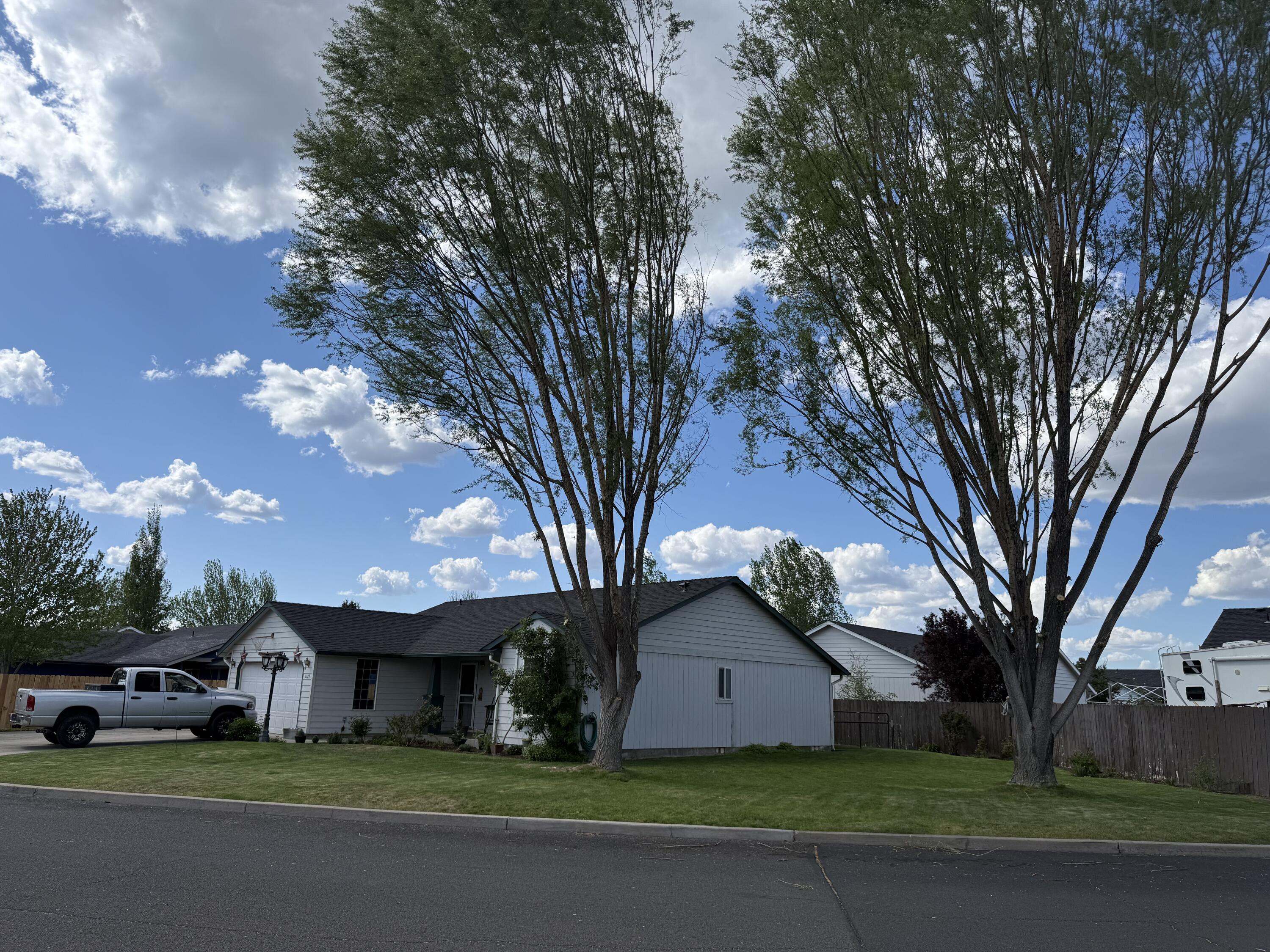 2329 Northeast Yellowpine Road Prineville, OR 97754 - Photo 6 of 30