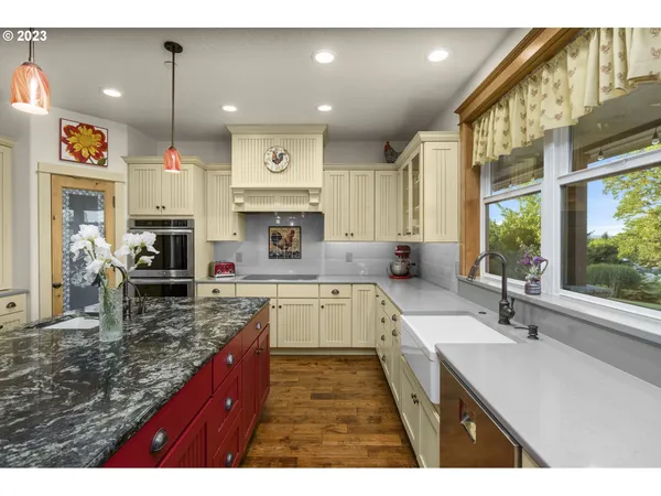 $2,500,000 | 4185 Southwest Lafollett Road, Cornelius, OR 97113