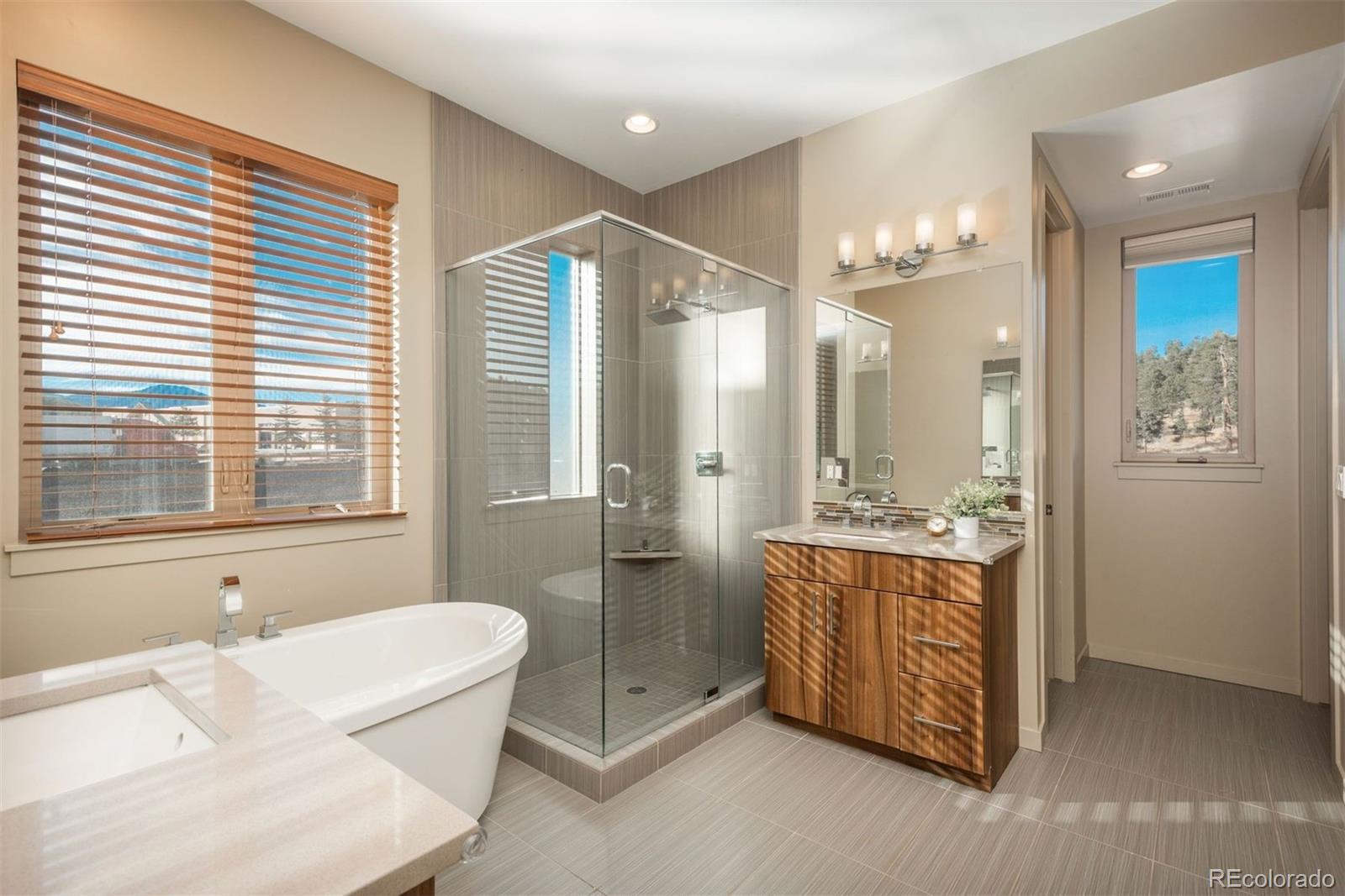 28505 Tepees Way Evergreen, CO 80439 - Photo 14 of 36