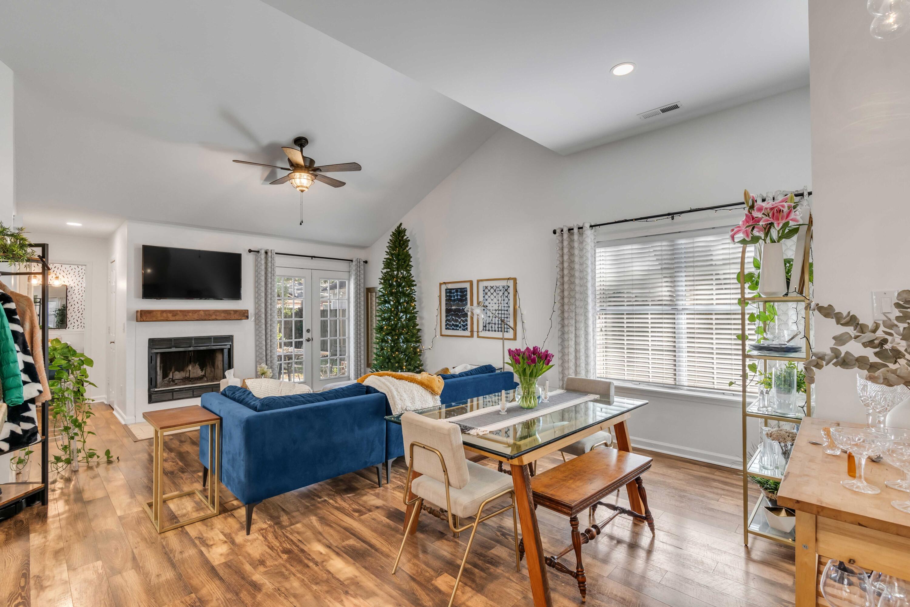1082 Secessionville Road Charleston, SC 29412 - Photo 4 of 30 1082Sucessionville_NickCannPhoto-7