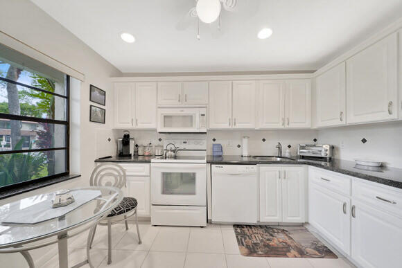 21676 Cypress Road, Unit 12A Boca Raton, FL 33433 - Photo 9 of 44 Kitchen (2) (1)