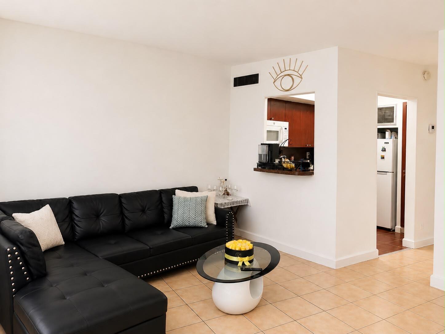 11 Southwest 52nd Avenue, Unit 7B Miami, FL 33134 - Photo 4 of 17 f2bee2cb-2281-4563-8613-4ea16bb8c65c