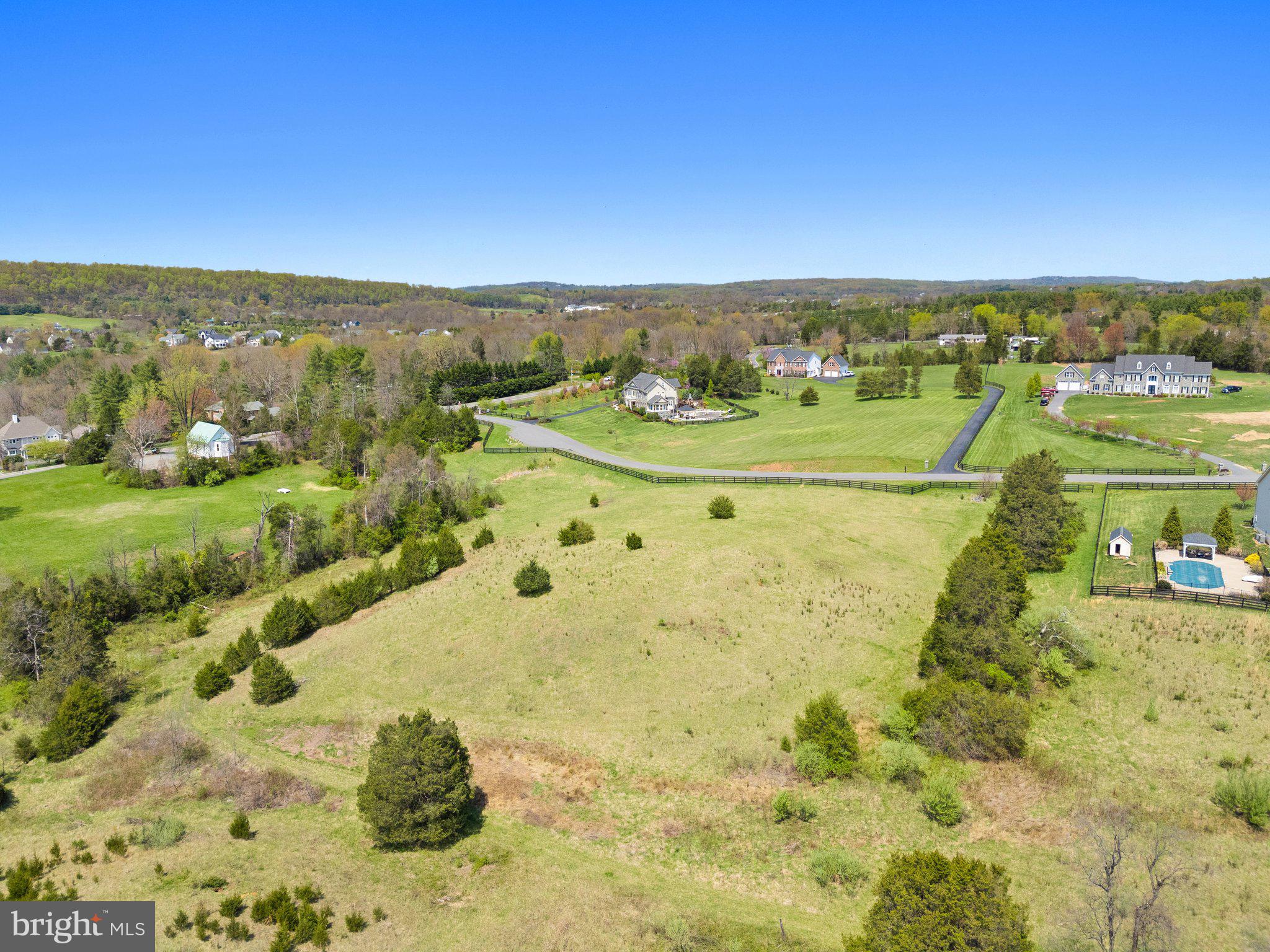 Lot 15 Stone Fox Court Leesburg, VA 20175 - Photo 5 of 8 a view of an ocean