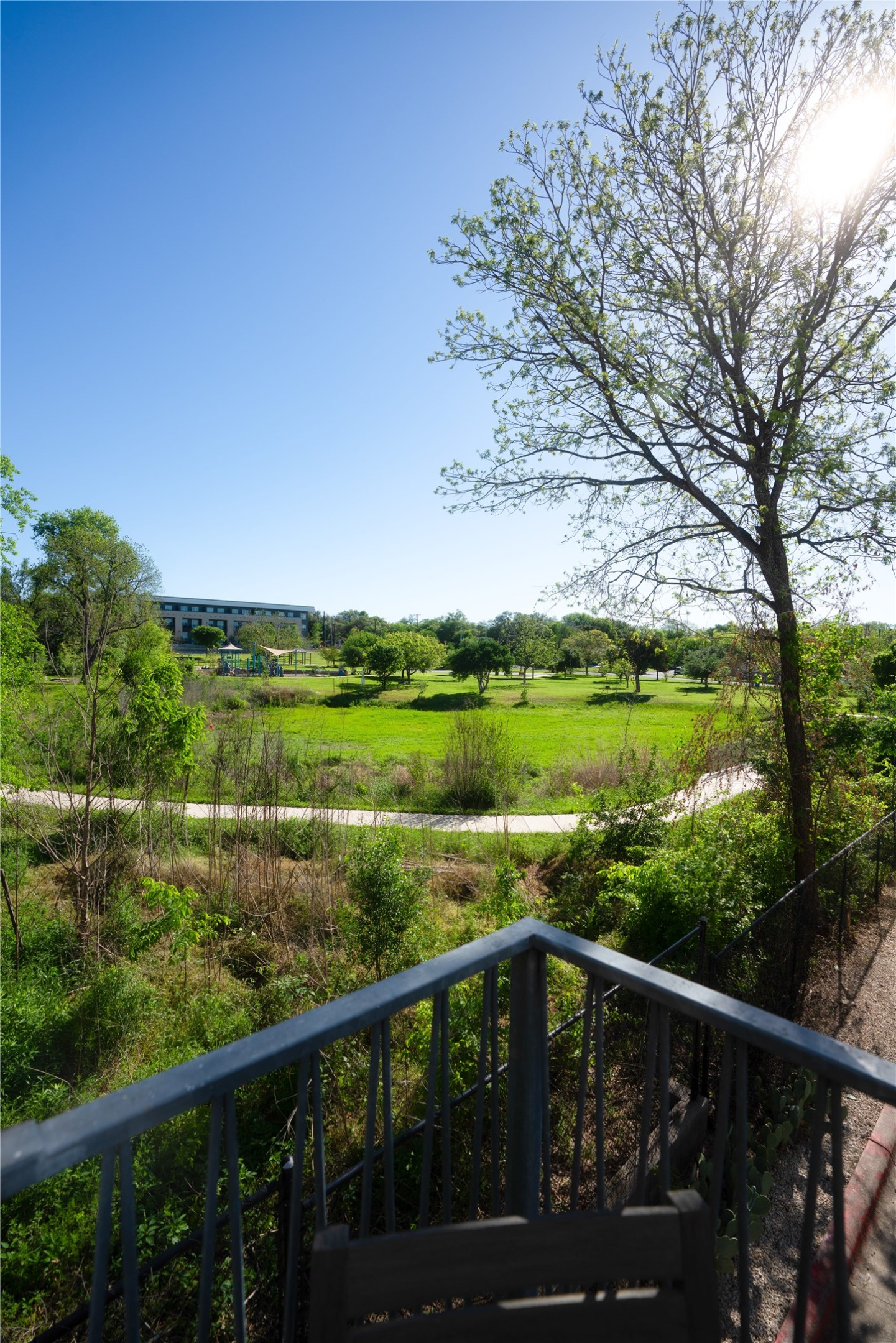 4801 South Congress Avenue, Unit H5 Austin, TX 78745 - Photo 28 of 39 View of balcony