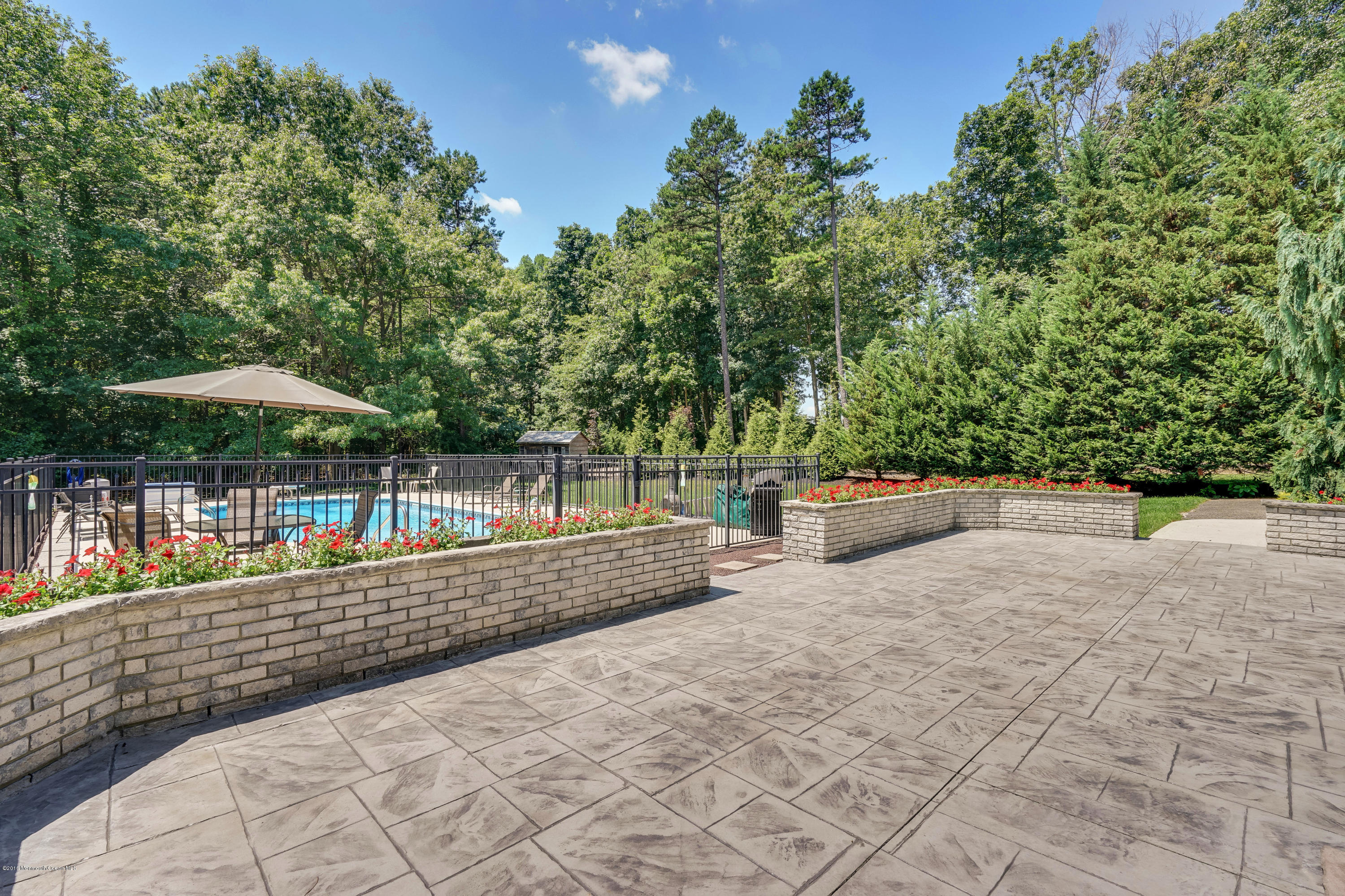 6 Overlook Drive Jackson, NJ 08527 - Photo 46 of 50 a view of a balcony with trees