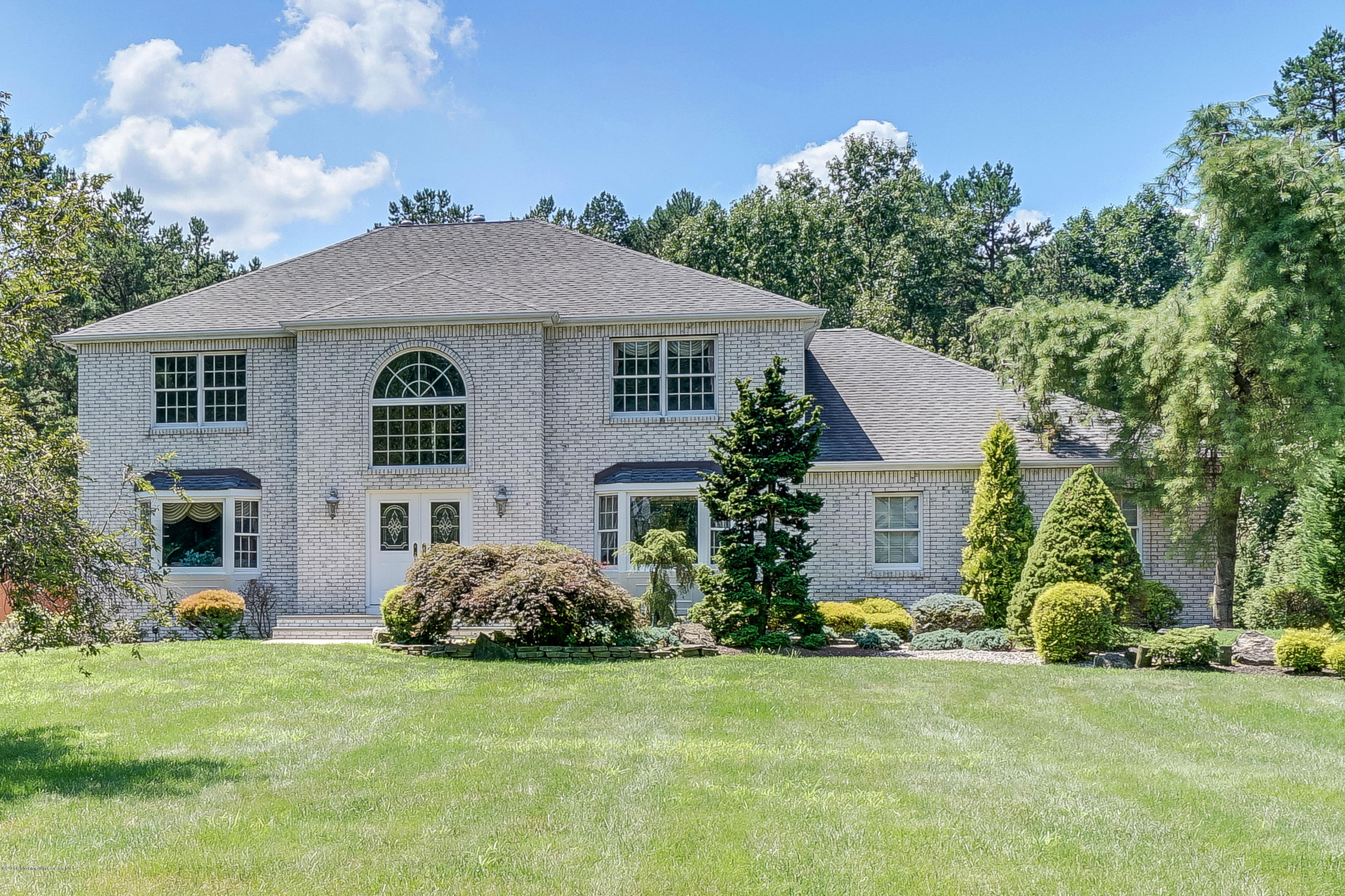 6 Overlook Drive Jackson, NJ 08527 - Photo 49 of 50 a front view of house with yard and green space