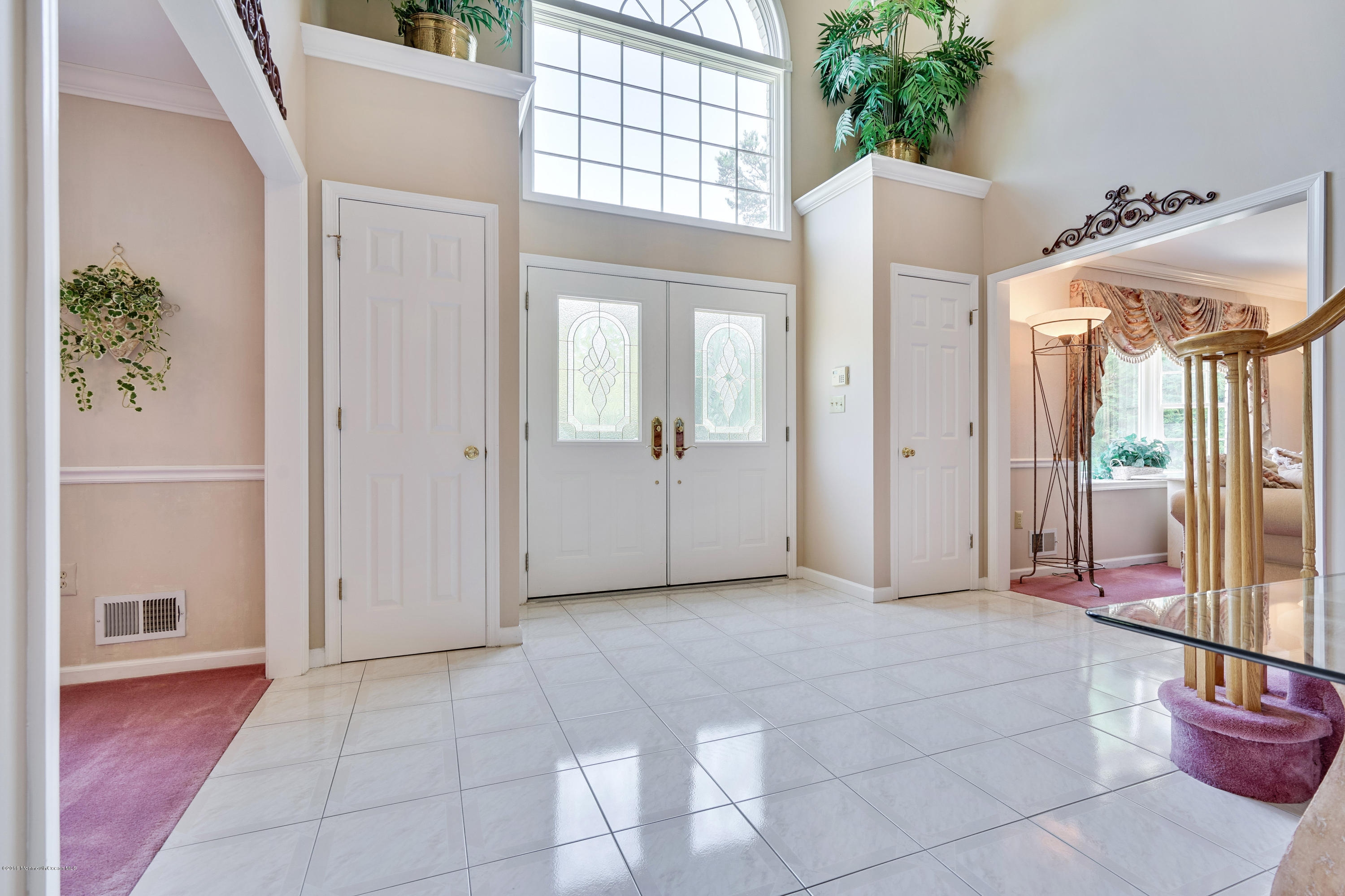 6 Overlook Drive Jackson, NJ 08527 - Photo 8 of 50 a view of a room with a potted plant