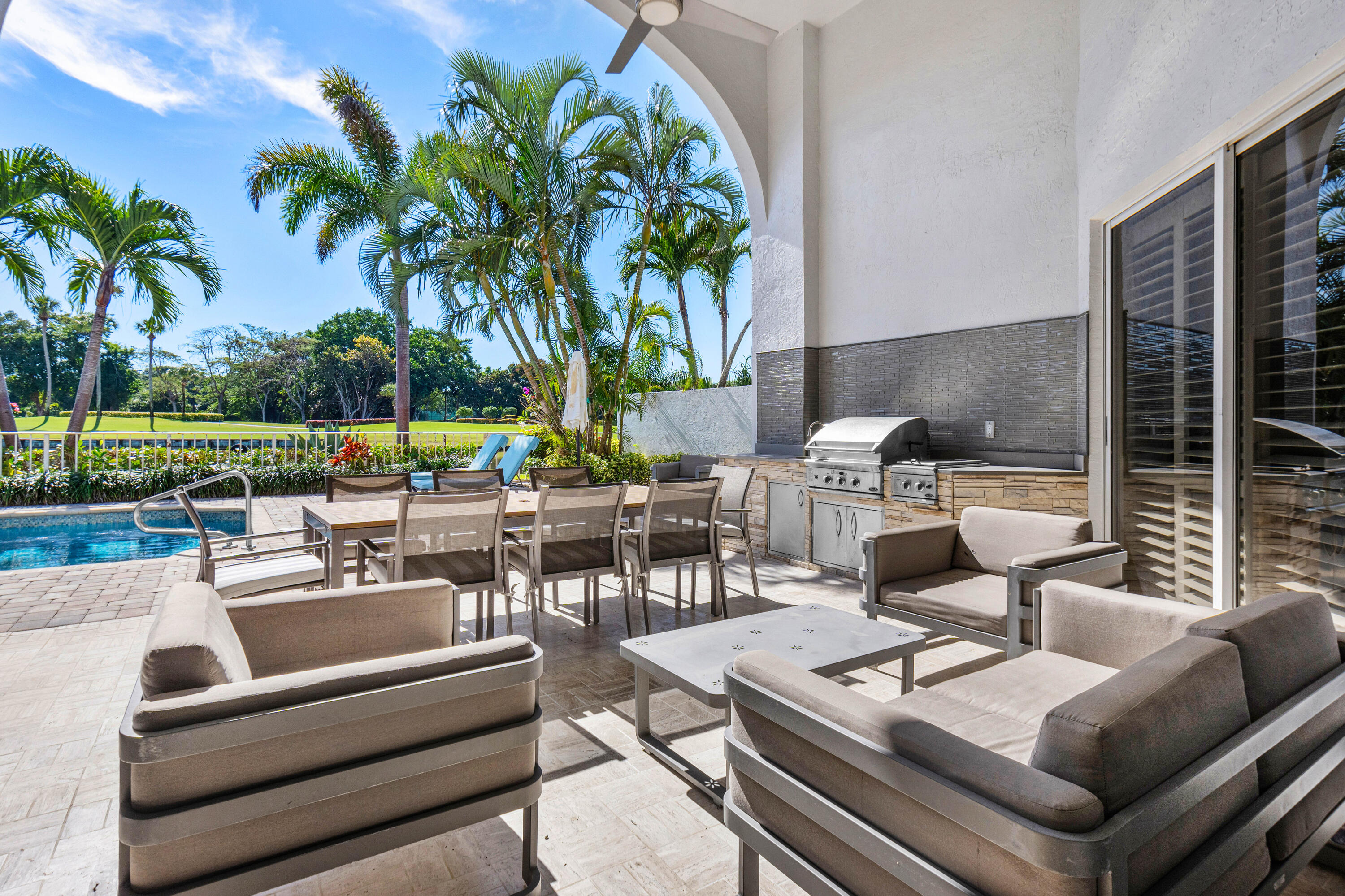5770 Bridleway Circle Boca Raton, FL 33496 - Photo 36 of 54 Patio