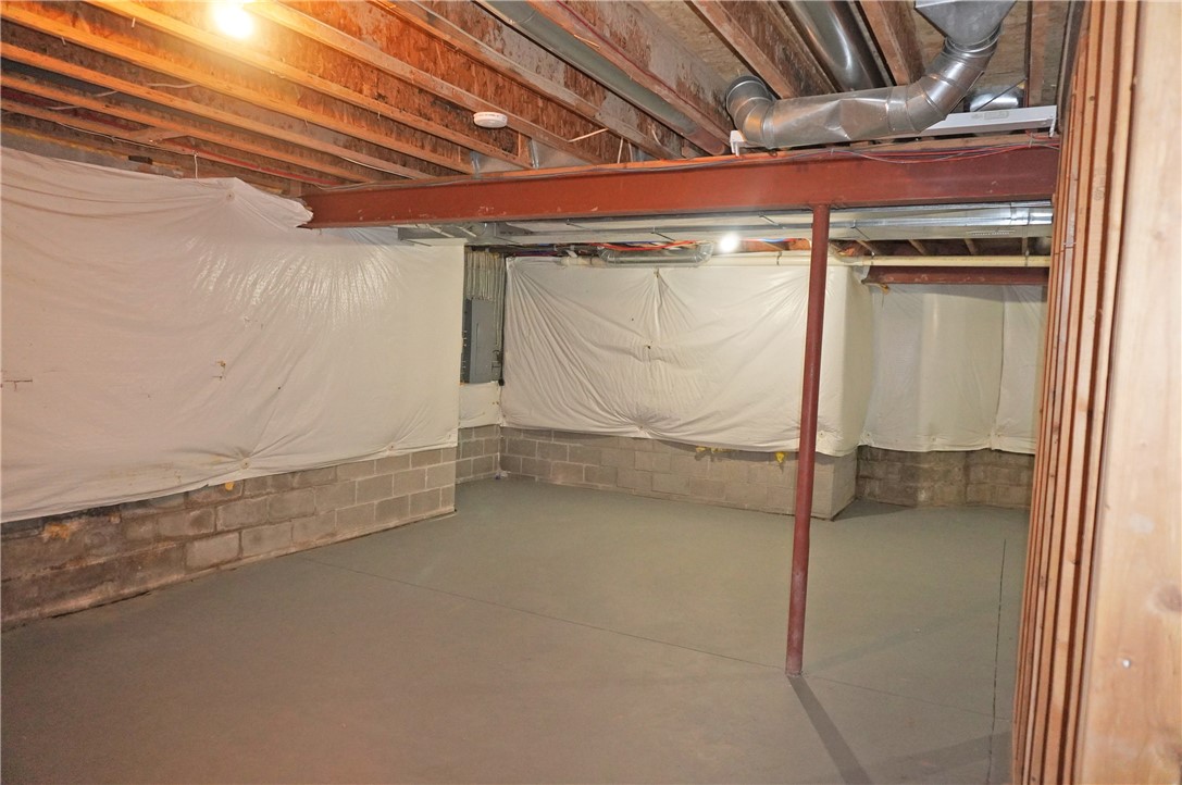 19 Split Rail Rochester, NY 14625 - Photo 7 of 24