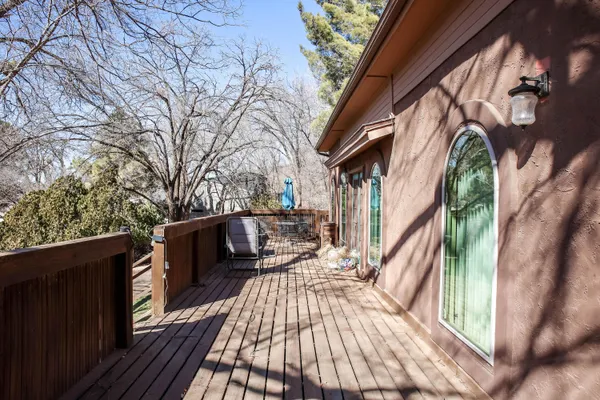 $428,900 | 5 Tanglewood, Ransom Canyon, TX 79366