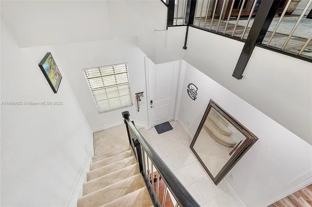 a view of an entryway with furniture