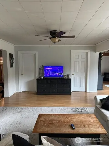 a view of a living room