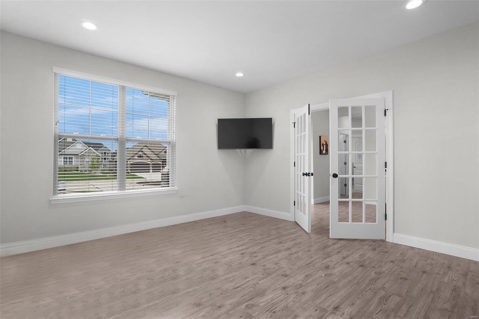 408 Tomahawk Ridge Court St. Charles, MO 63301 - Photo 22 of 36