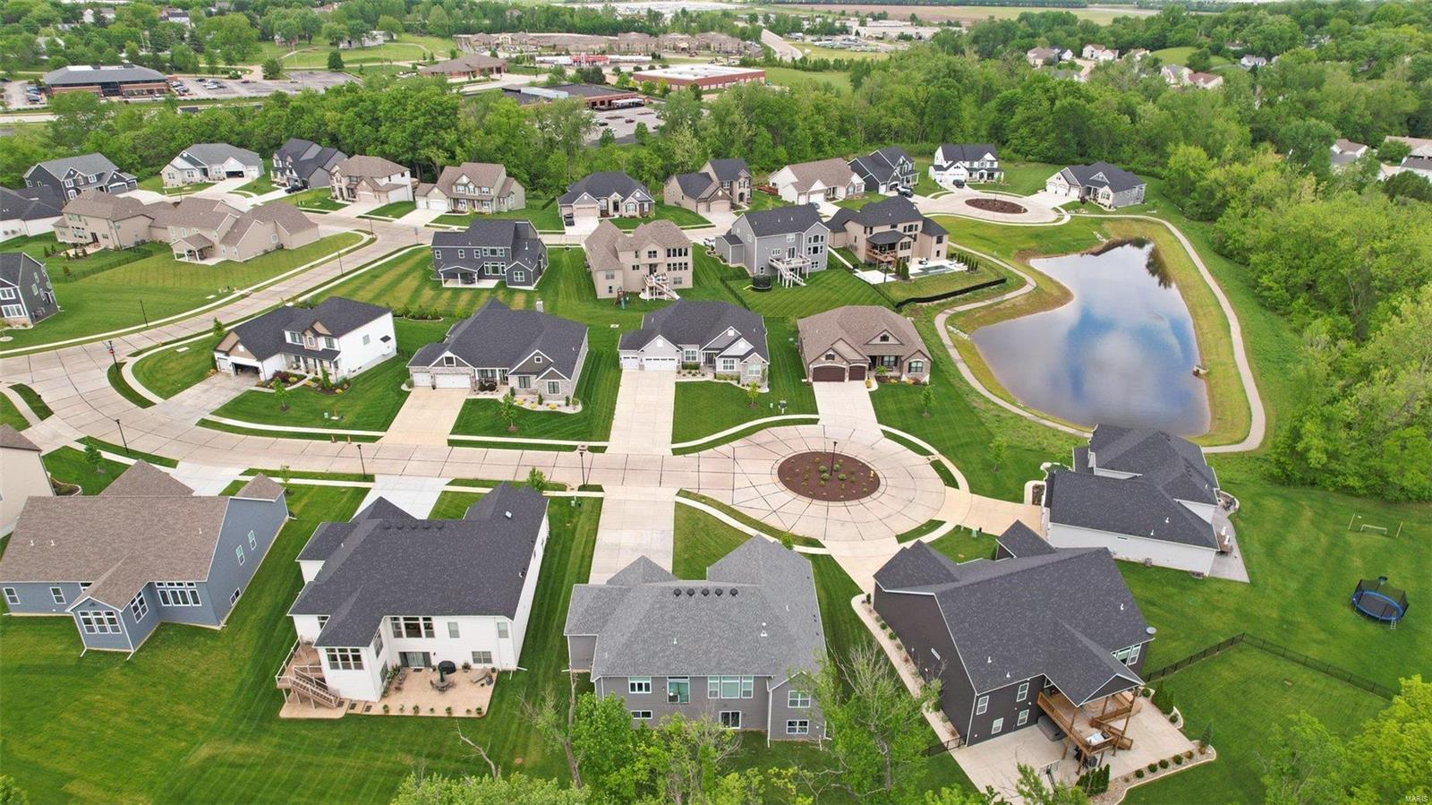 408 Tomahawk Ridge Court St. Charles, MO 63301 - Photo 33 of 36