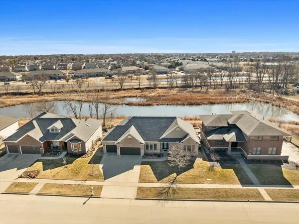 $540,000 | 2711 Radbourne Drive, Bloomington, IL 61704