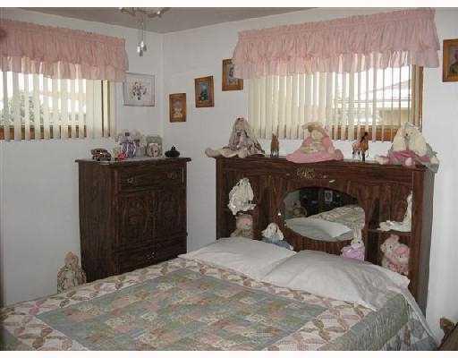 1969 Kimberly Circle Springfield, OH 45503 - Photo 6 of 8