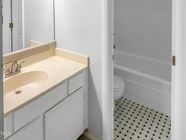 $175,000 | 3706 Chimney Ridge Place, Unit 8, Durham, NC 27713