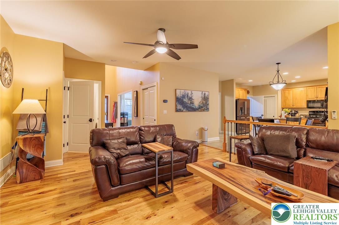 369 Manor Drive Nazareth, PA 18064 - Photo 25 of 59