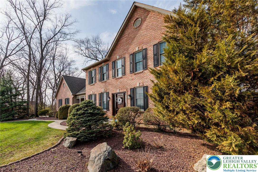 369 Manor Drive Nazareth, PA 18064 - Photo 6 of 59