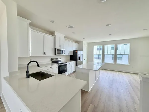 $3,150 | 15190 Groveside Road, Winter Garden, FL 34787