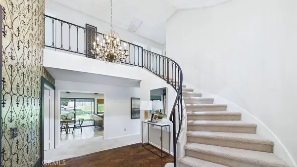 $989,000 | 24187 Avenida Crescenta, Valencia, CA 91355
