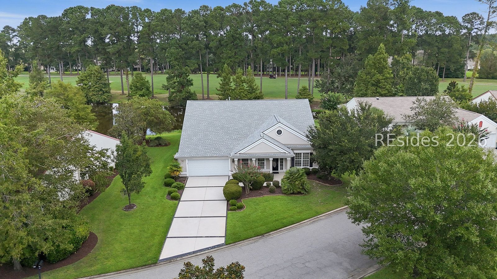108 Landing Lane Bluffton, SC 29909 - Photo 2 of 63 Long drive unique in Sun City
