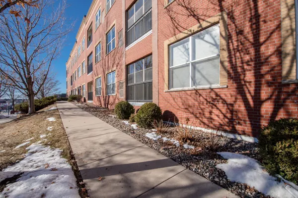 $330,000 | 1941 Ford Parkway, Unit 107, St. Paul, MN 55116