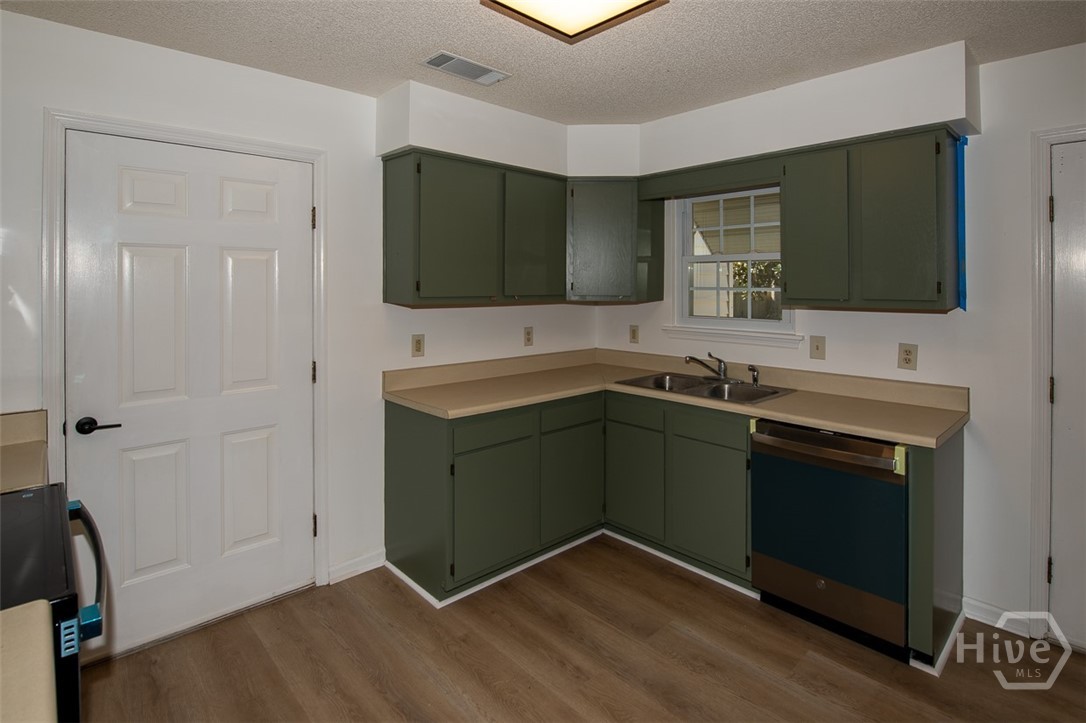 405 Magnolia Street Guyton, GA 31312 - Photo 27 of 51 Kitchen