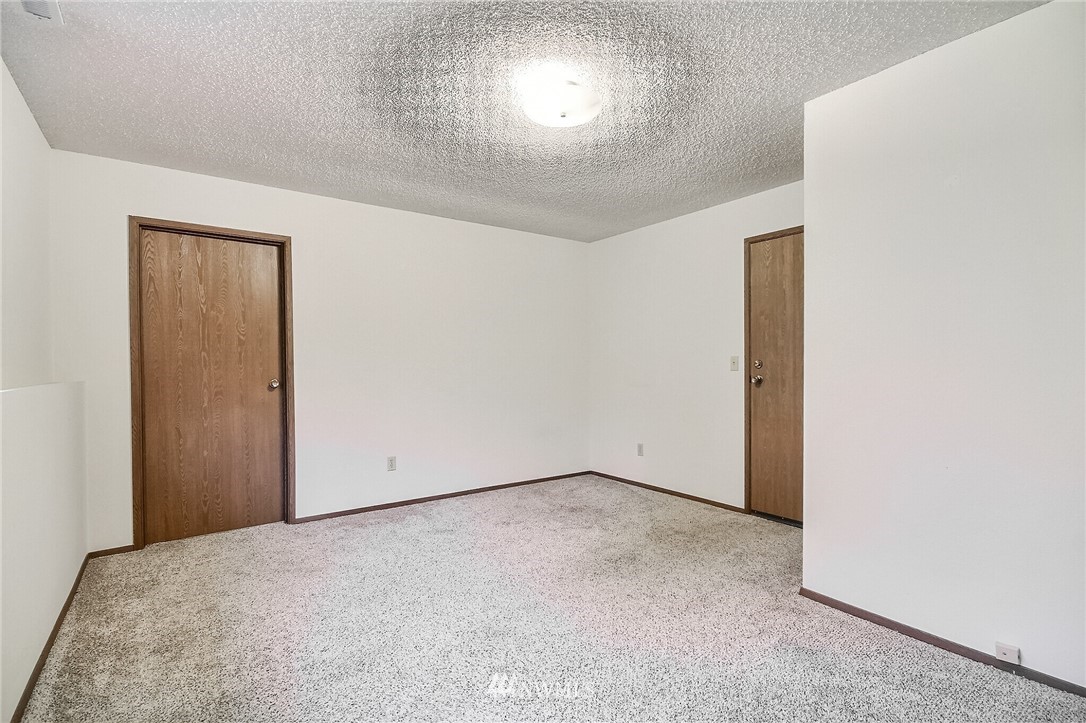 2209 Southeast 21st Street Renton, WA 98055 - Photo 27 of 40 a view of an empty room