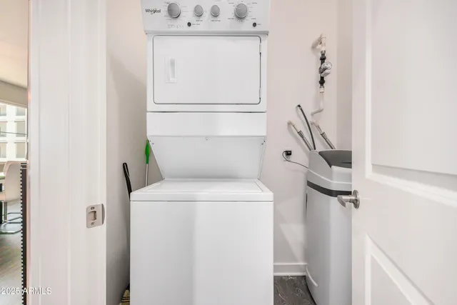 $379,000 | 2511 West Queen Creek Road, Unit 258, Chandler, AZ 85248