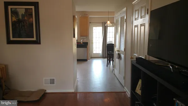 $2,600 | 20941 Killawog Terrace, Ashburn, VA 20147