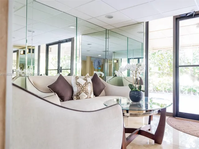 $5,900 | 3200 South Ocean Boulevard, Unit D203, Palm Beach, FL 33480