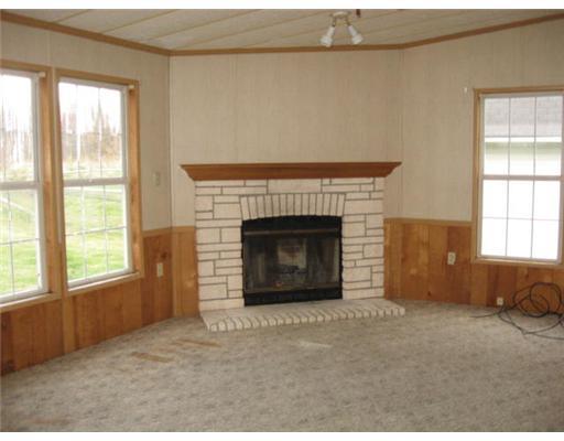 7088 Collins Road Jamestown, PA 16134 - Photo 7 of 13 Family Room.