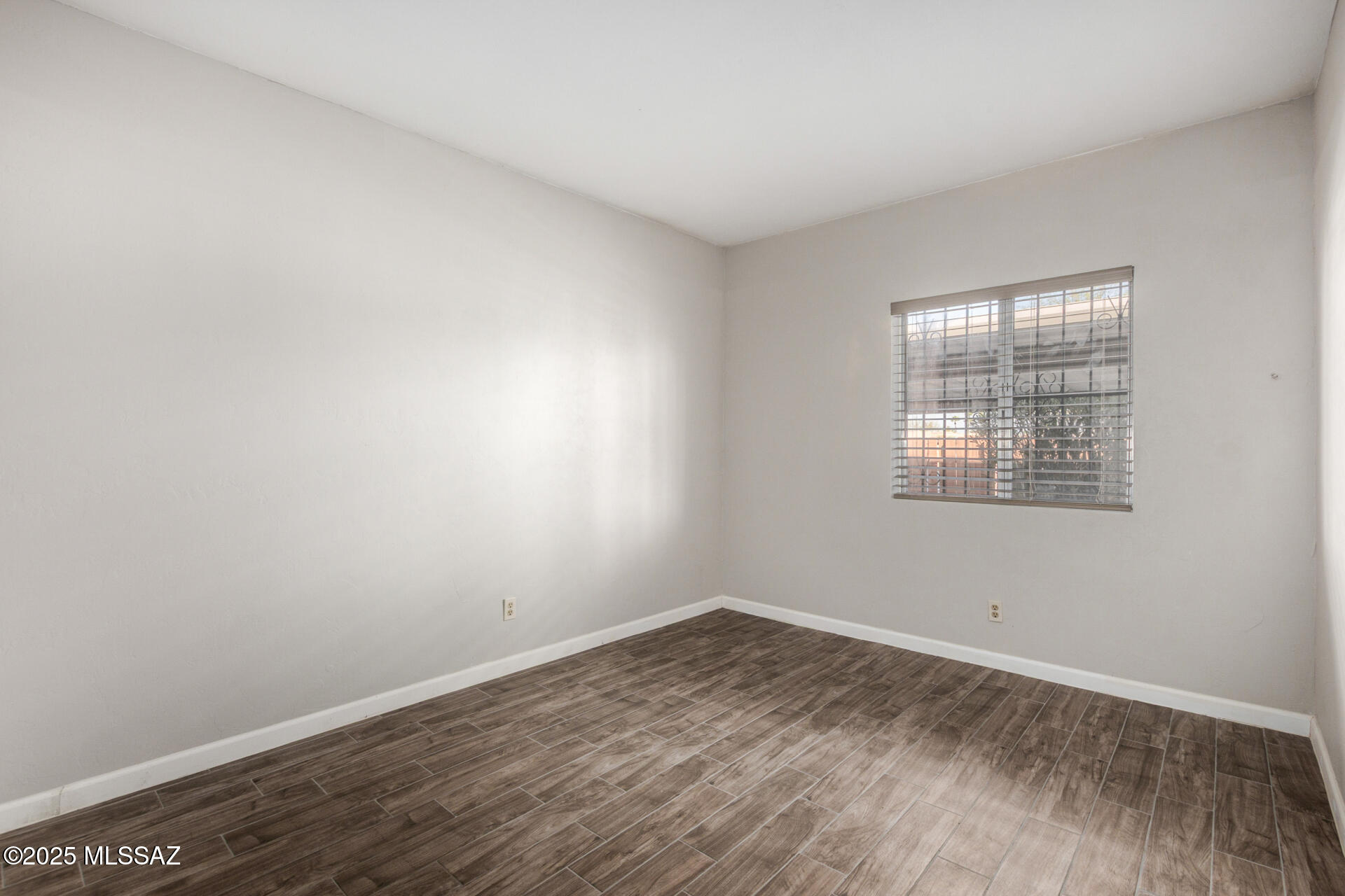 938 South Pantano Road Tucson, AZ 85710 - Photo 15 of 24 Gallery Image 15