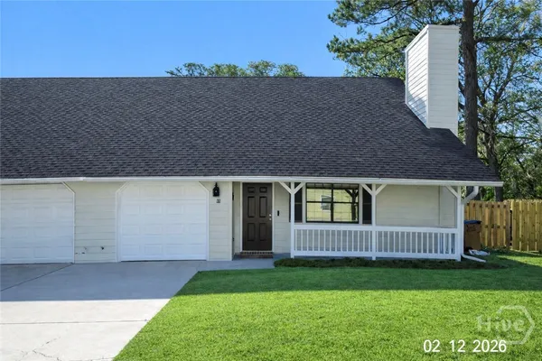 $1,950 | 85 Port Drive, Richmond Hill, GA 31324