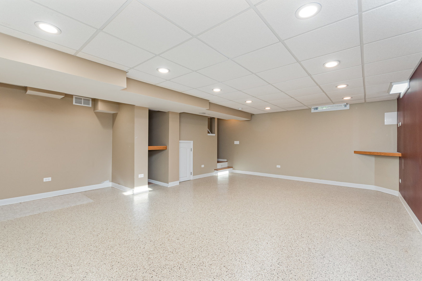 22 Sherwick Road Oswego, IL 60543 - Photo 19 of 29 a view of an empty room with a window