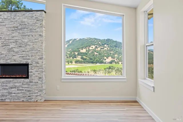 $1,550,000 | 868 Sanel Drive, Ukiah, CA 95482