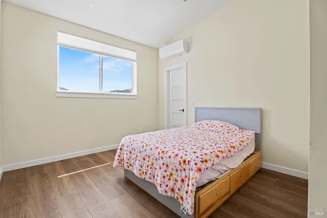 $1,550,000 | 868 Sanel Drive, Ukiah, CA 95482