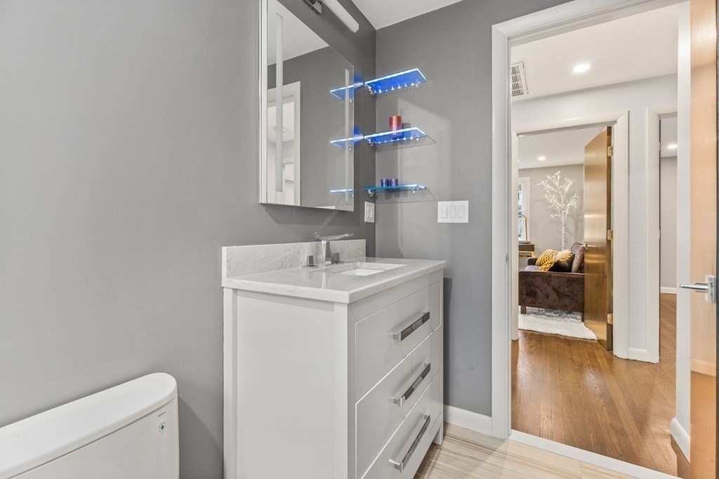 82 Margaret Road Newton, MA 02461 - Photo 14 of 32