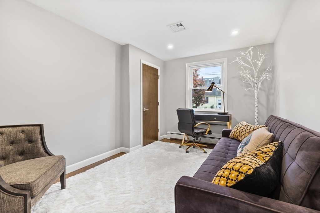 82 Margaret Road Newton, MA 02461 - Photo 19 of 32