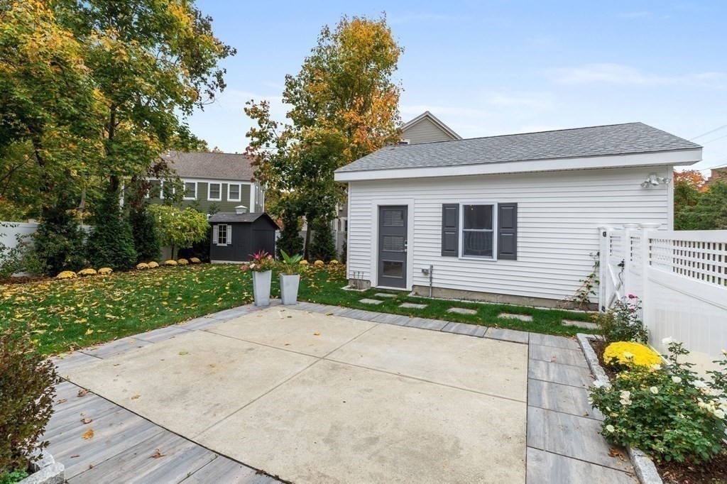 82 Margaret Road Newton, MA 02461 - Photo 30 of 32